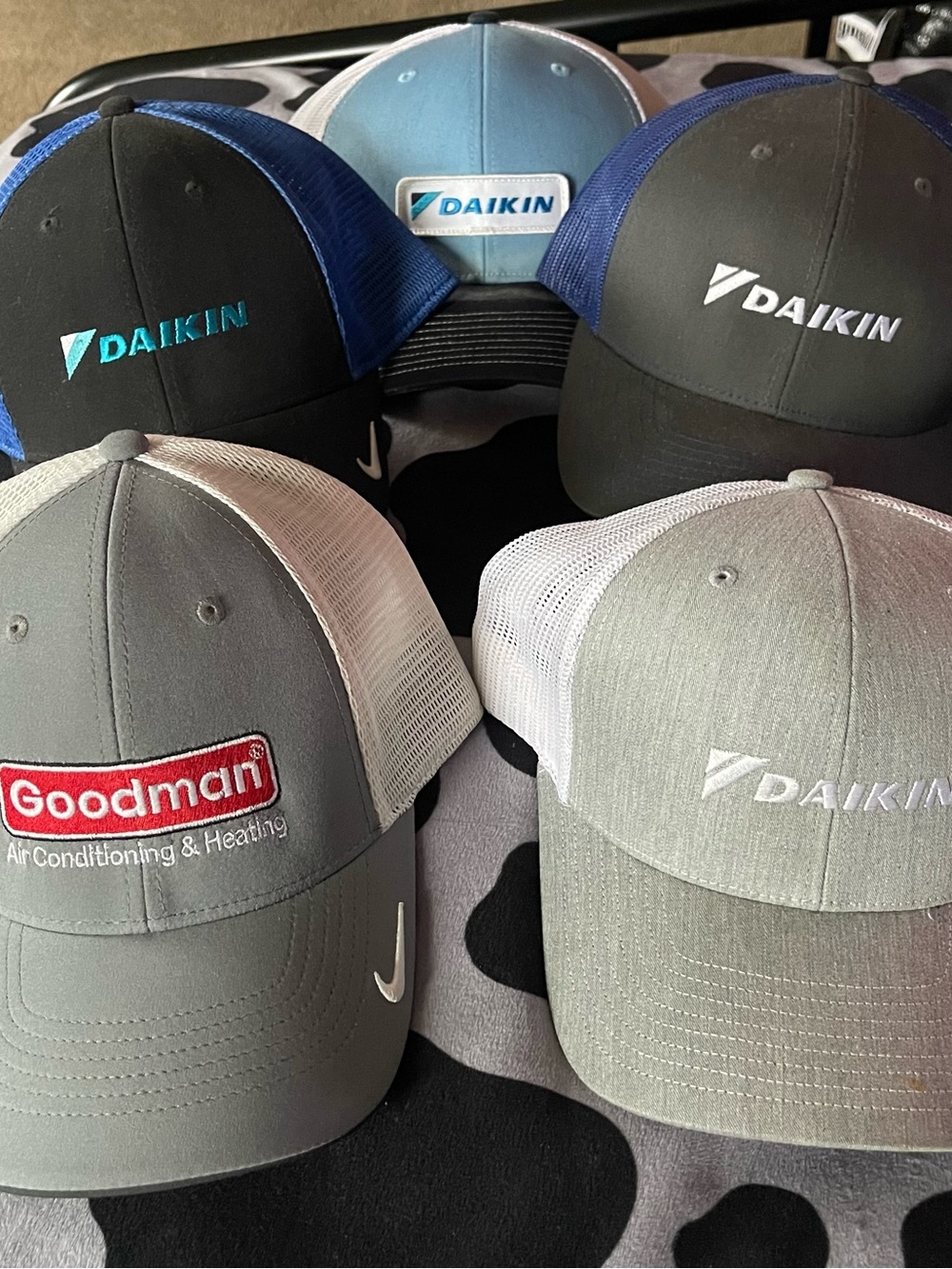 Men’s HVAC hat lot